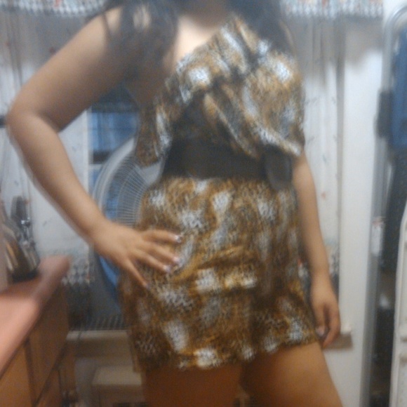 Leapord print romper - Picture 5 of 5